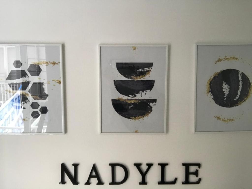 Готель Nadyle House Неаполь Екстер'єр фото